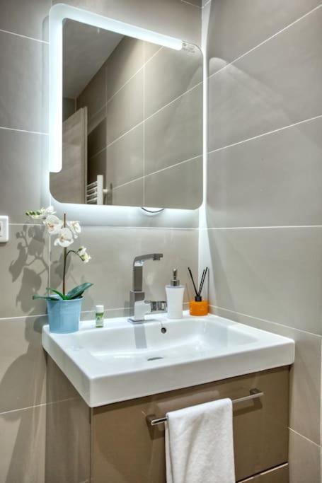 Amazing Apart New Bastille 3 Bedrooms 2 Bathrooms Paryż Zewnętrze zdjęcie